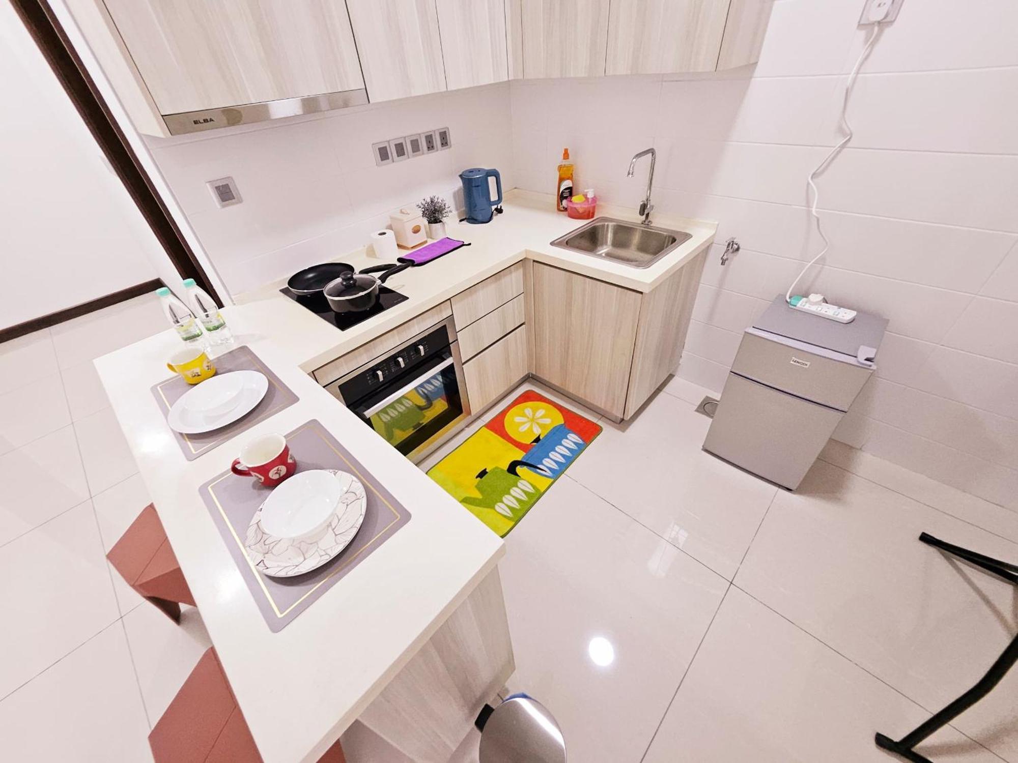 Paragon Suites Studios With Private Jacuzzi Near Ciq Rts Johor Bahru Exterior foto